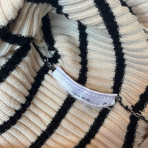 Striped Ribbed Shirt by C&A, Cream and Black, Medium - Picture 6 of 9